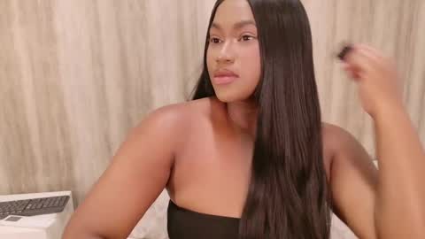 Snapshot of kaylie_mitchel chatting on September 2025 10:47:01 PM KAYLIE online show from September 2025 10:47:01 PM