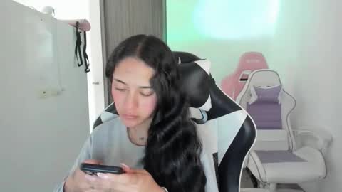 kaylie online show from September 2025 11:24:02 AM