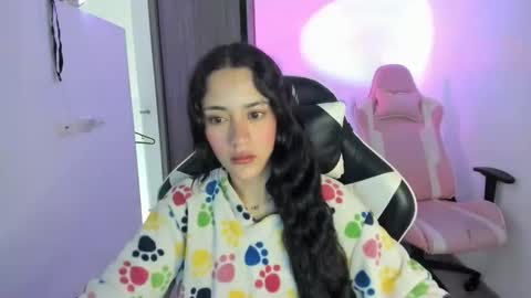 kaylie online show from November 2025 11:01:02 AM