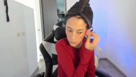 Snapshot of kaylie_xxx chatting on February 2026 02:45:01 PM kaylie online show from February 2026 02:45:01 PM