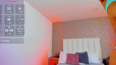 kayliebrooks online show from September 2025 03:57:01 PM