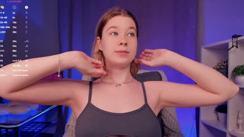 Snapshot of kaylisse chatting on October 2025 10:19:02 AM Hi Im Arina 3 online show from October 2025 10:19:02 AM