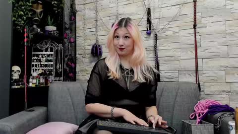 Snapshot of kaziaswart chatting on February 2025 03:00:02 AM Miss Kazia online show from February 2025 03:00:02 AM