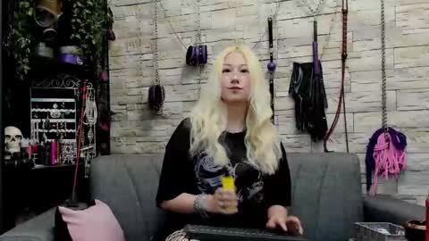 Snapshot of kaziaswart chatting on September 2025 12:11:01 AM Miss Kazia online show from September 2025 12:11:01 AM