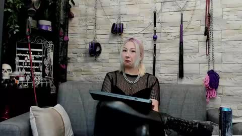 Snapshot of kaziaswart chatting on May 2026 01:00:02 AM Miss Kazia online show from May 2026 01:00:02 AM