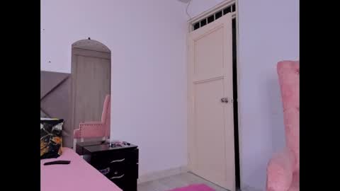 kazumikyo7 online show from September 2025 01:14:02 PM