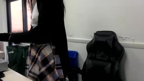 KCupCakes online show from February 2026 05:17:02 PM