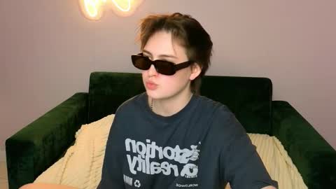 Seb Polly Roxy Jonny online show from March 2026 08:24:02 PM