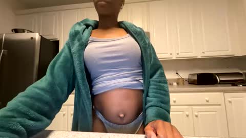 Snapshot of keephimcum69me chatting on January 2025 02:44:02 AM Keephimcum69me online show from January 2025 02:44:02 AM