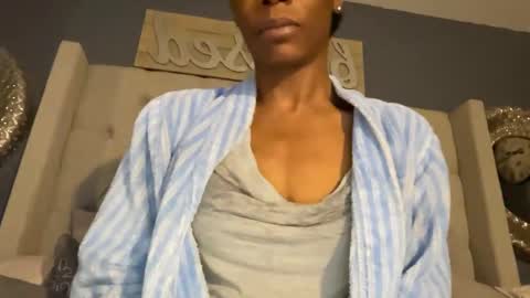 Snapshot of keephimcum69me chatting on October 2025 08:23:02 AM Keephimcum69me online show from October 2025 08:23:02 AM