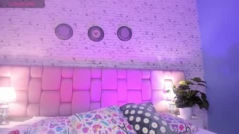 Keidance online show from December 2024 08:15:01 PM