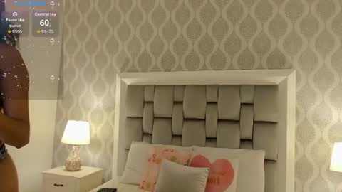 Keiira Fox online show from June 2026 03:33:01 AM