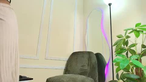 keila online show from October 2025 12:26:01 PM