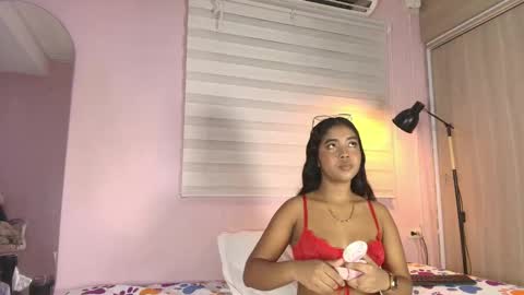 keila online show from November 2025 03:06:01 AM