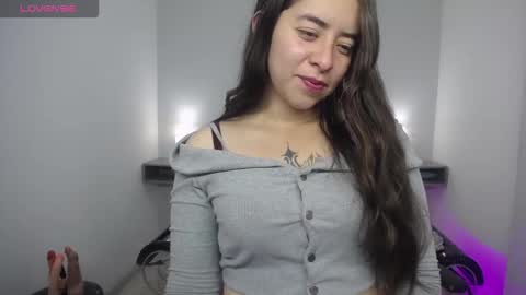 Keila  online show from February 2026 01:37:02 PM