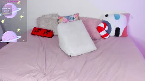 Snapshot of keisy_2 chatting on December 2024 01:55:02 PM Keisy online show from December 2024 01:55:02 PM