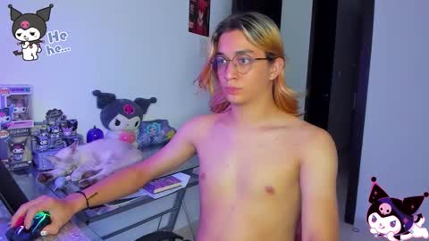 Keita moon online show from October 2025 09:46:02 PM