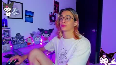 Keita moon online show from November 2025 07:57:01 PM