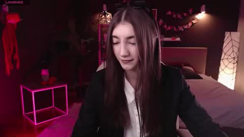 Rina online show from October 2025 08:04:02 AM