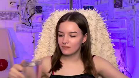 kelliebanshe online show from July 2026 08:23:01 AM