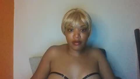 Kellie online show from May 2026 03:12:01 AM