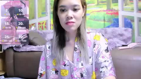 Snapshot of kelly_baby2005 chatting on October 2025 03:03:02 AM Kelly online show from October 2025 03:03:02 AM