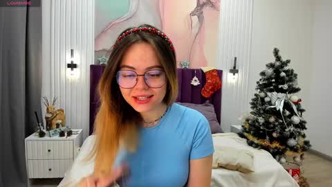 Kelly online show from December 2024 01:12:01 AM