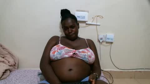 kelly_jones9 online show from February 2026 11:21:02 PM