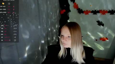 Kelly online show from October 2025 12:06:02 PM