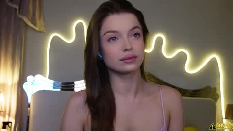 Snapshot of kelly_peachpiee chatting on January 2026 05:12:01 AM Kelly online show from January 2026 05:12:01 AM