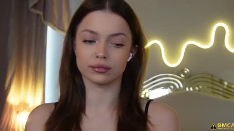 Snapshot of kelly_peachpiee chatting on February 2026 06:40:02 AM Kelly online show from February 2026 06:40:02 AM