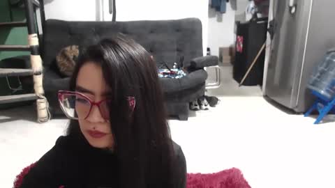 Snapshot of kellyandkataleya chatting on October 2025 04:32:02 AM kelly kata Lovense is on PVT ALWAYS OPEN online show from October 2025 04:32:02 AM