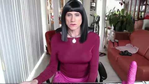 Snapshot of kellyannelynn chatting on January 2025 05:09:02 PM kellyanne Lynn but please call me fucktoy online show from January 2025 05:09:02 PM