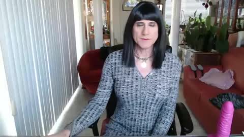 Snapshot of kellyannelynn chatting on January 2025 05:17:02 PM kellyanne Lynn but please call me fucktoy online show from January 2025 05:17:02 PM