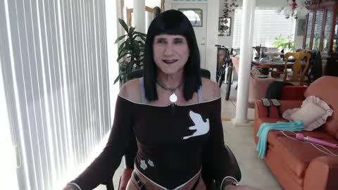 Snapshot of kellyannelynn chatting on September 2025 03:59:02 PM kellyanne Lynn but please call me fucktoy online show from September 2025 03:59:02 PM