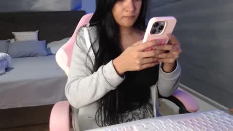 Kelly online show from April 2026 11:37:01 AM