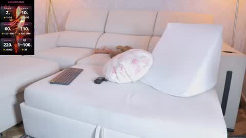 vanessa online show from July 2026 02:48:02 AM