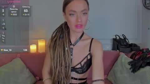 Snapshot of kellyfouler chatting on February 2025 04:35:01 PM KellyFouler online show from February 2025 04:35:01 PM
