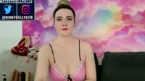 Snapshot of kellylynn76 chatting on September 2025 02:11:02 AM kellylynn76 online show from September 2025 02:11:02 AM