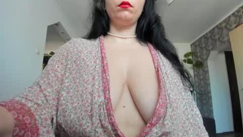 Snapshot of kellymorgan_ chatting on February 2025 10:31:01 AM Monday - Friday 08 am - 3 pm GMT 3 online show from February 2025 10:31:01 AM