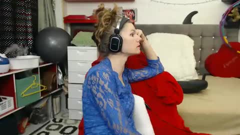 kelly online show from January 2025 06:01:02 PM