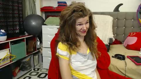 kelly online show from January 2025 12:19:02 AM