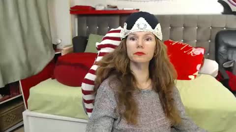 kelly online show from November 2025 07:13:02 PM