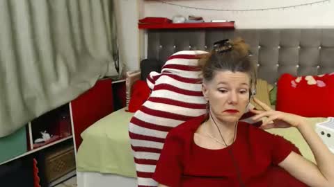 kelly online show from November 2025 11:52:01 PM