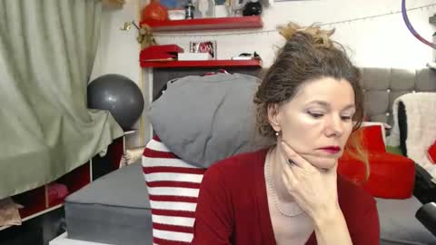 kelly online show from March 2026 10:06:01 PM