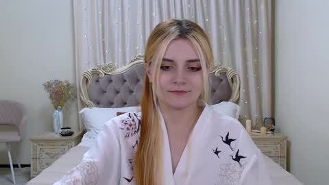 Kelly Stoneys online show from January 2025 02:40:02 AM