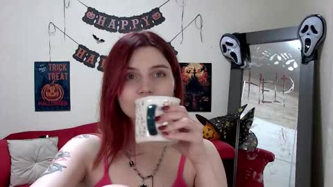 Kelly Stoneys online show from October 2025 07:05:02 AM