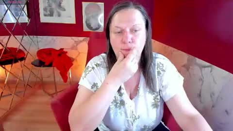 Kelly online show from June 2026 08:00:02 PM
