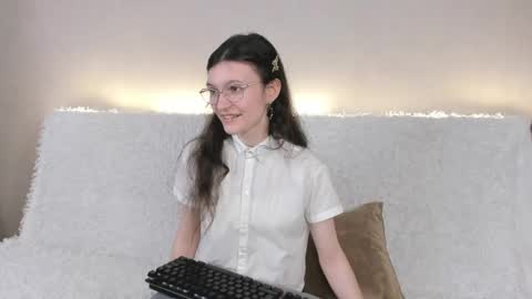 Kelsirabenold online show from May 2026 04:51:02 AM