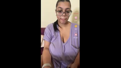 Snapshot of kelx0 chatting on December 2024 01:42:01 AM kelx0 online show from December 2024 01:42:01 AM